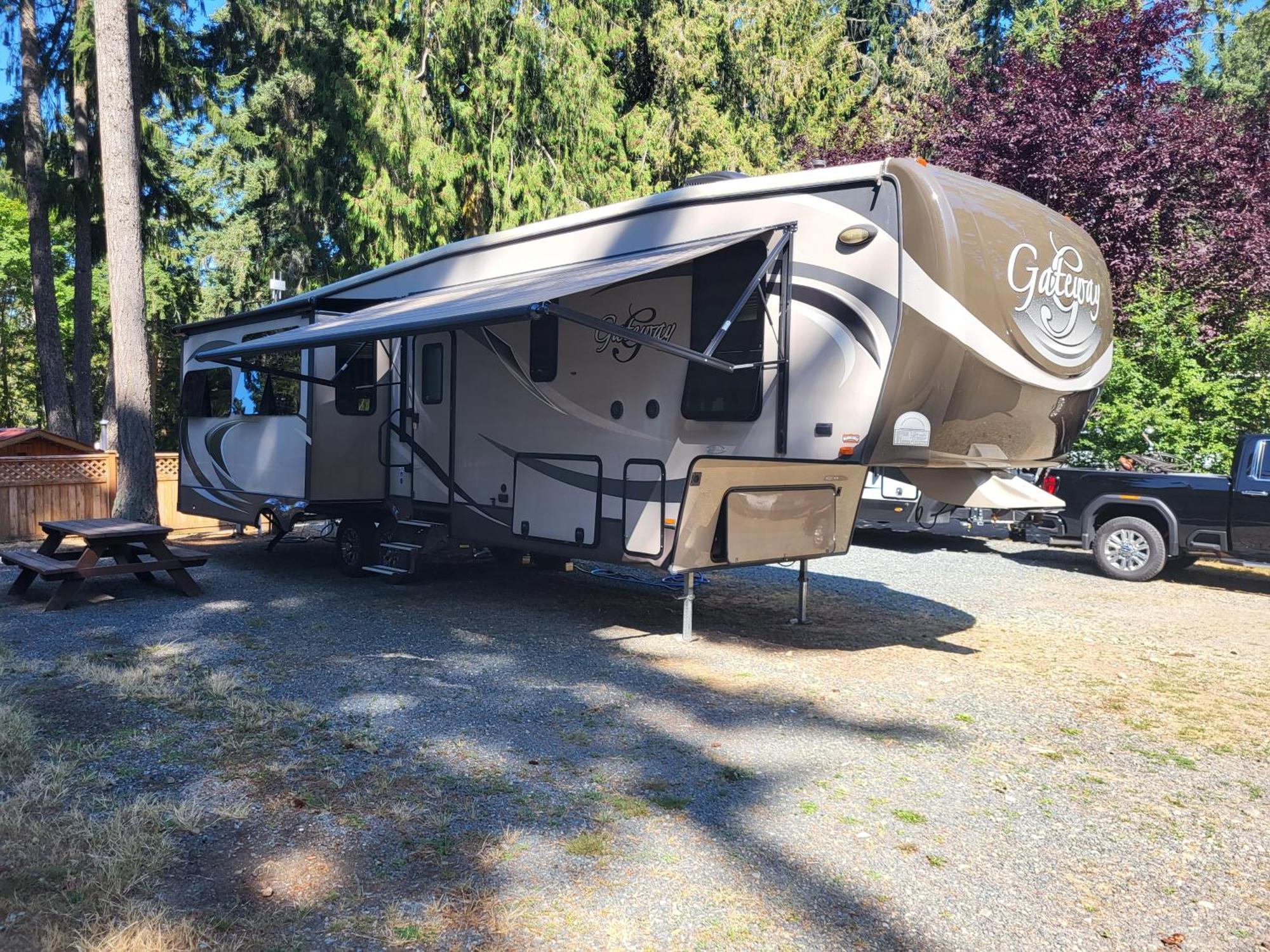Riverbend Cottage & Rv Resort Парксвил Екстериор снимка