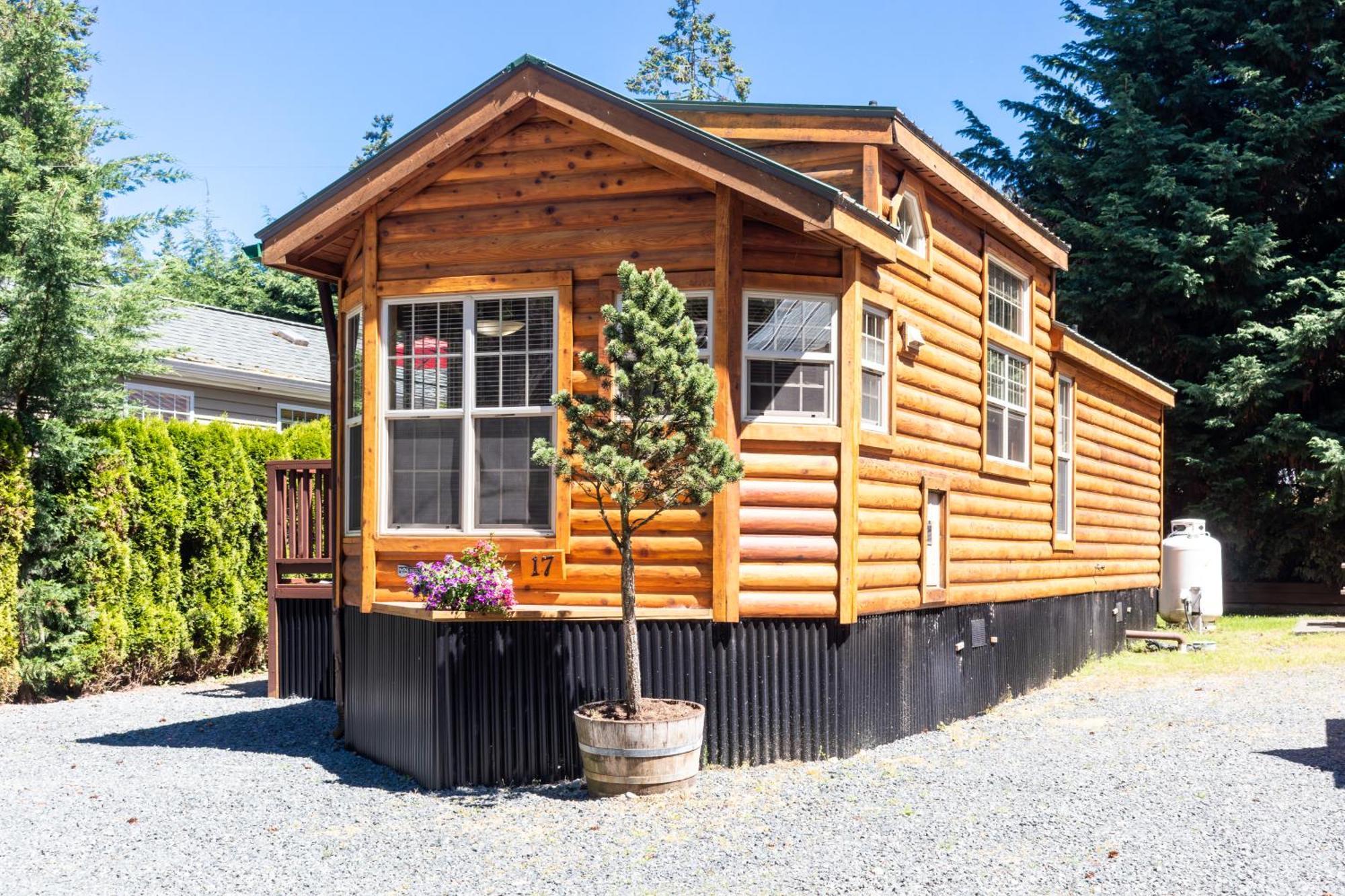 Riverbend Cottage & Rv Resort Парксвил Екстериор снимка