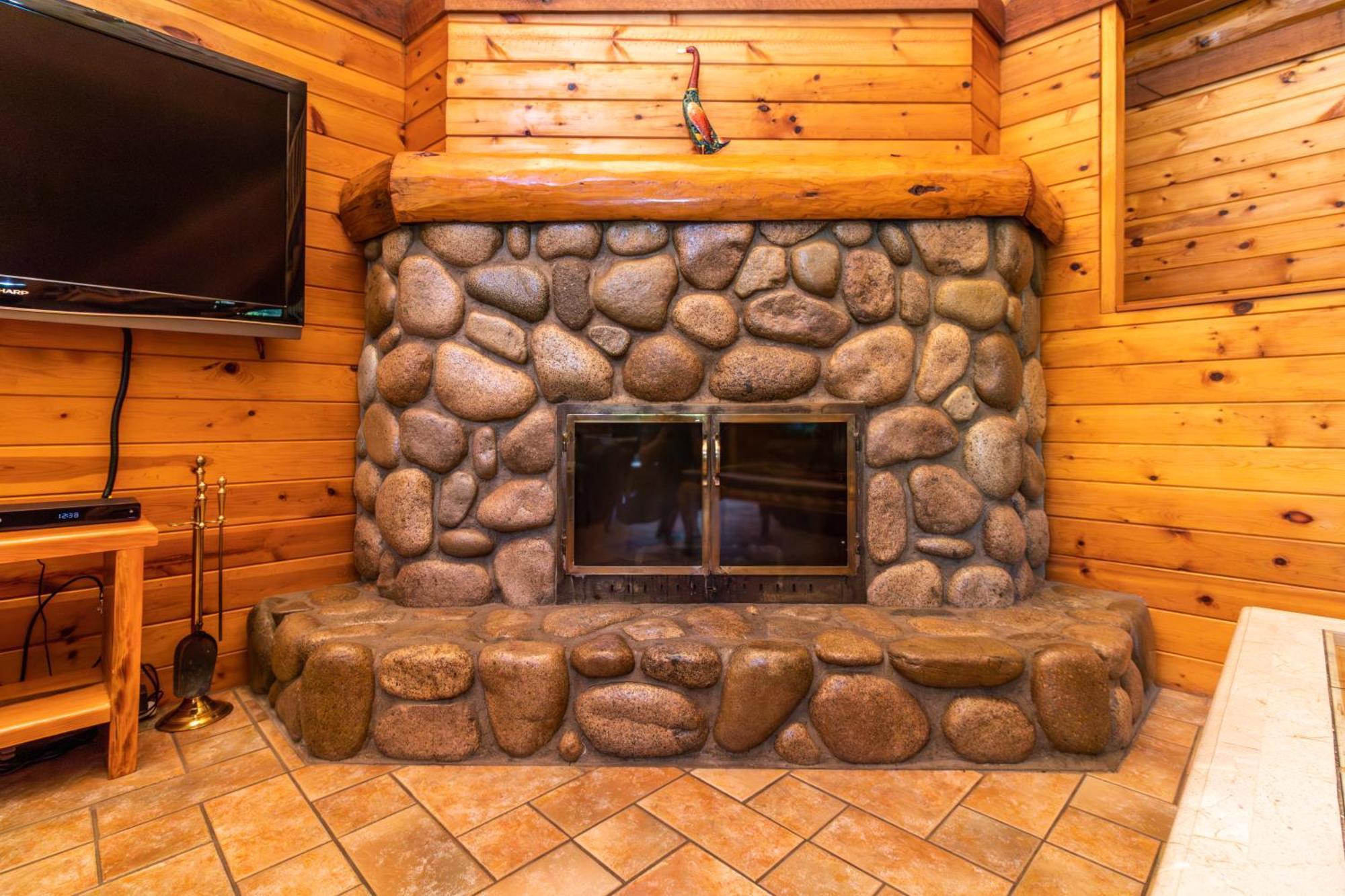 Riverbend Cottage & Rv Resort Парксвил Екстериор снимка