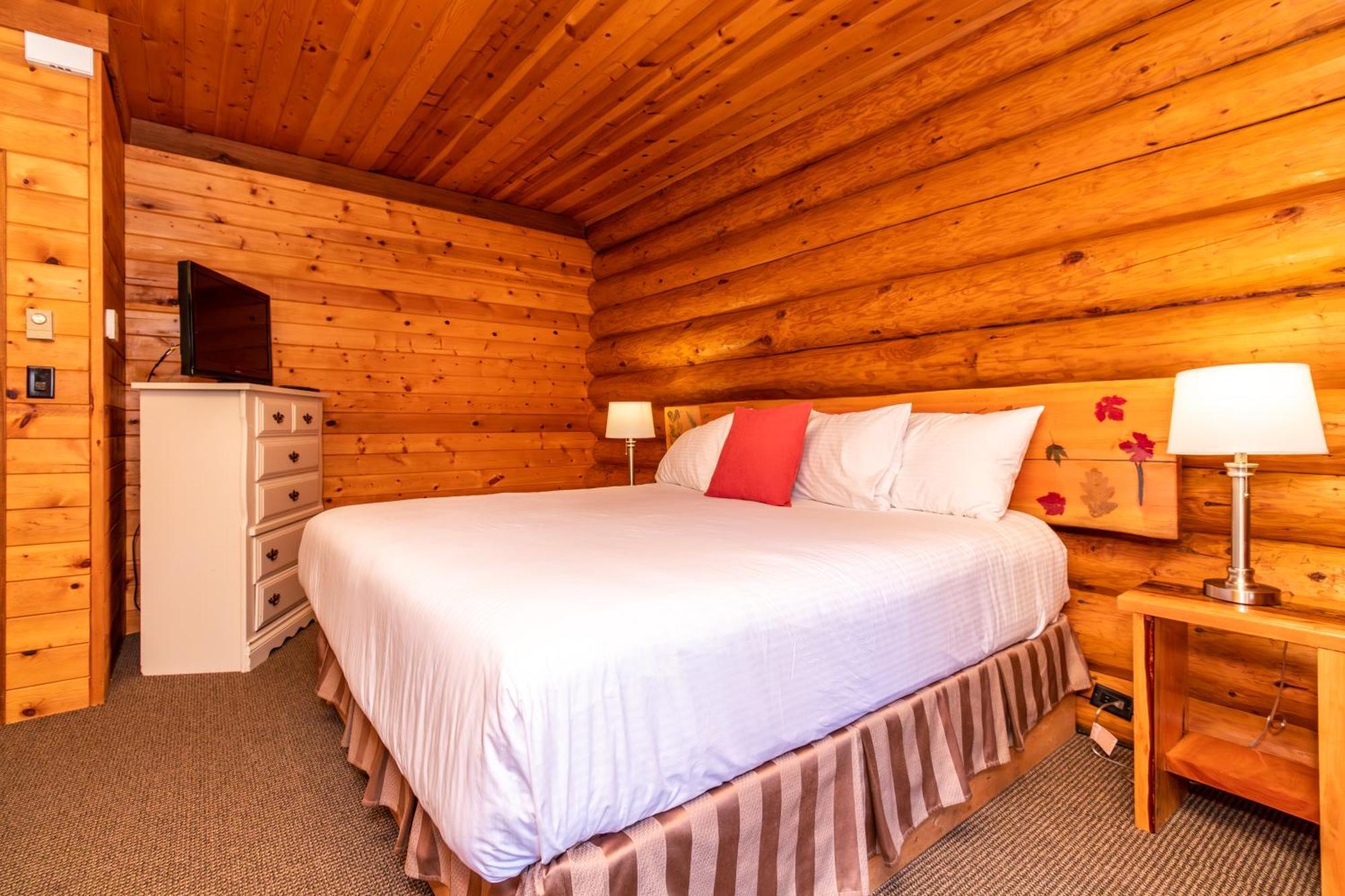 Riverbend Cottage & Rv Resort Парксвил Екстериор снимка