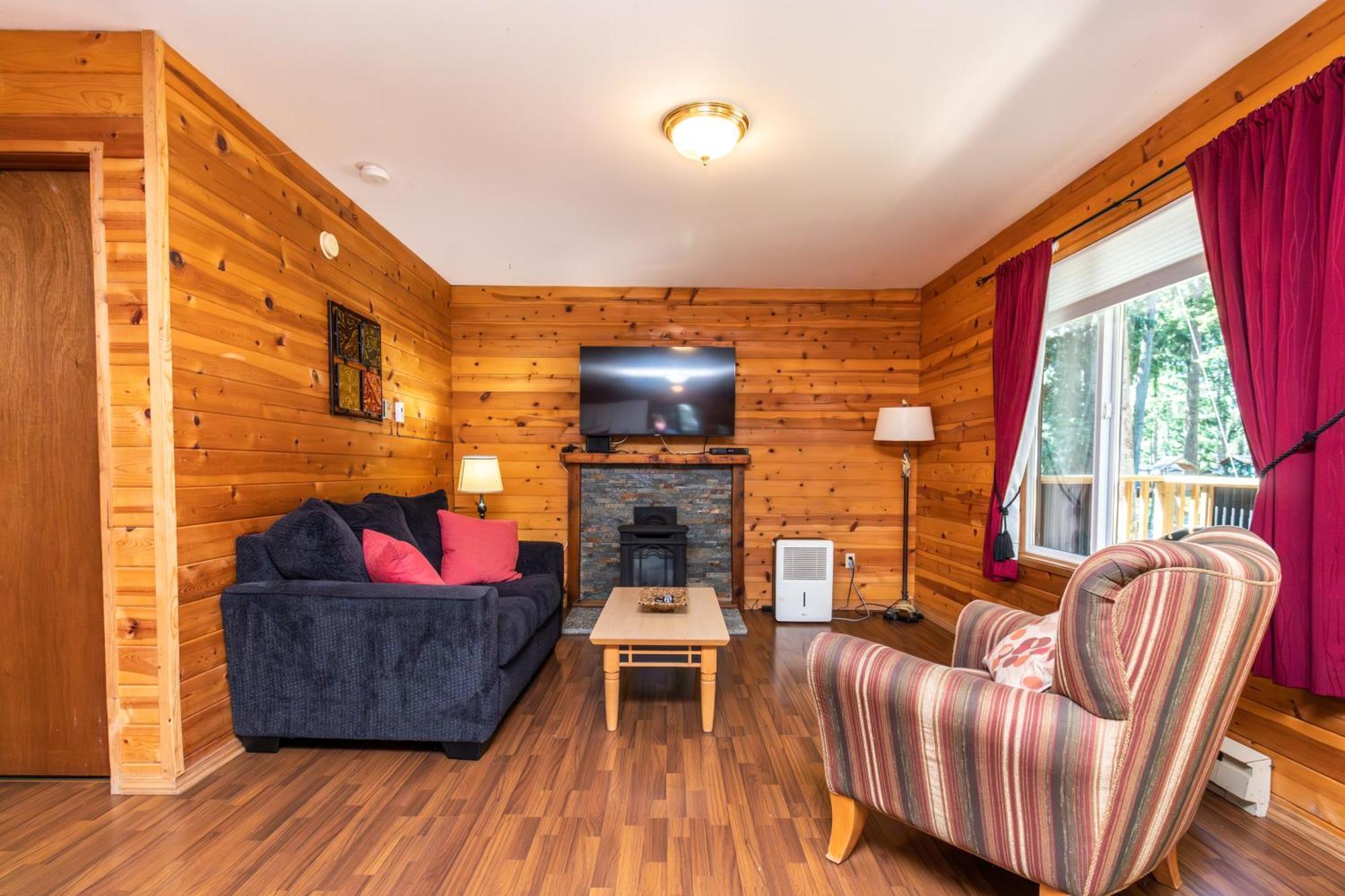 Riverbend Cottage & Rv Resort Парксвил Екстериор снимка