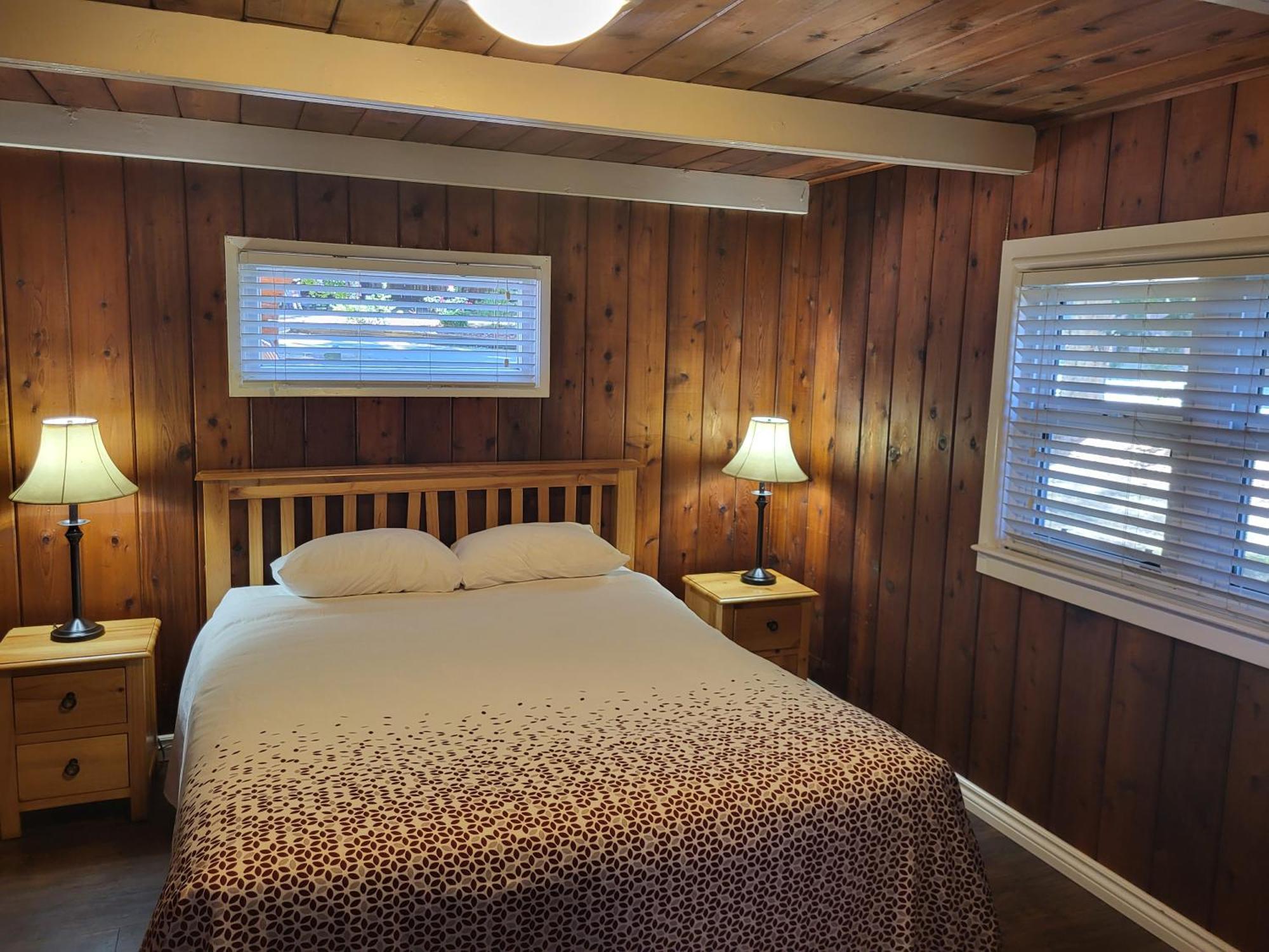 Riverbend Cottage & Rv Resort Парксвил Екстериор снимка